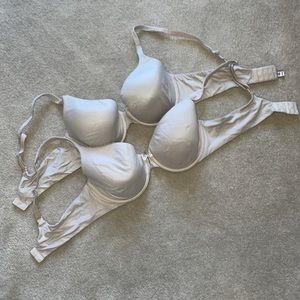 2 Victorias Secret Body by Victoria Bras 36C